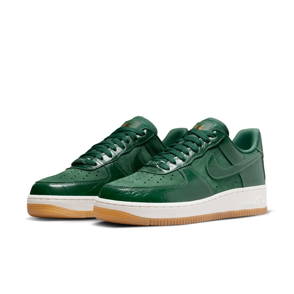 Nike 
Air force 1 LX
Gorge green croc
Nwot - Picture 12 of 16
